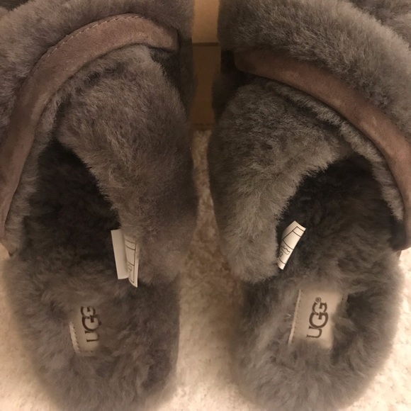 UGG Shoes - UGG fuzzy slippers size 7